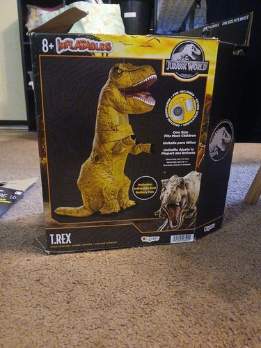 Jurassic world inflatable - jurassic,